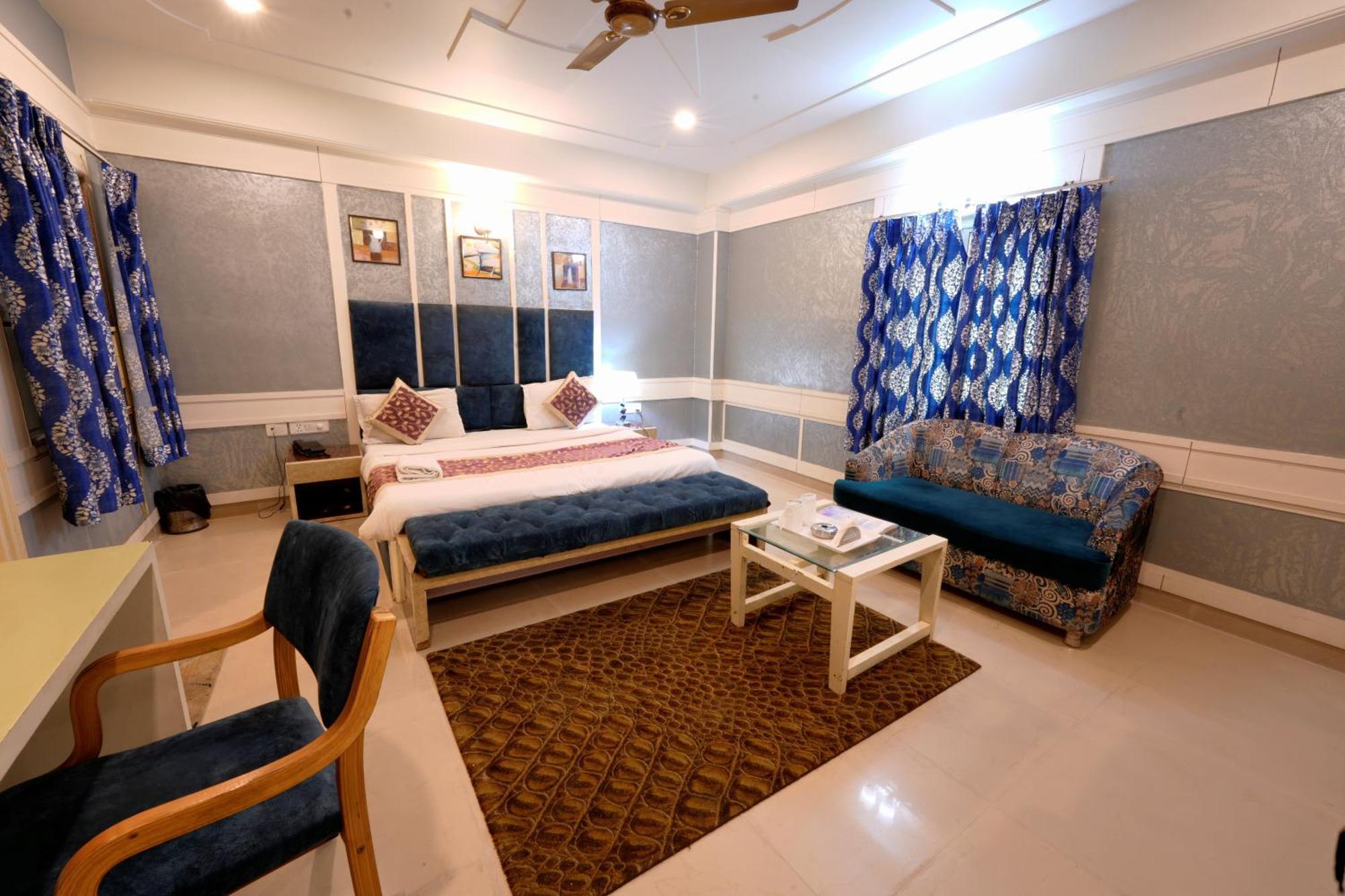Hotel Opera New Delhi Exterior foto