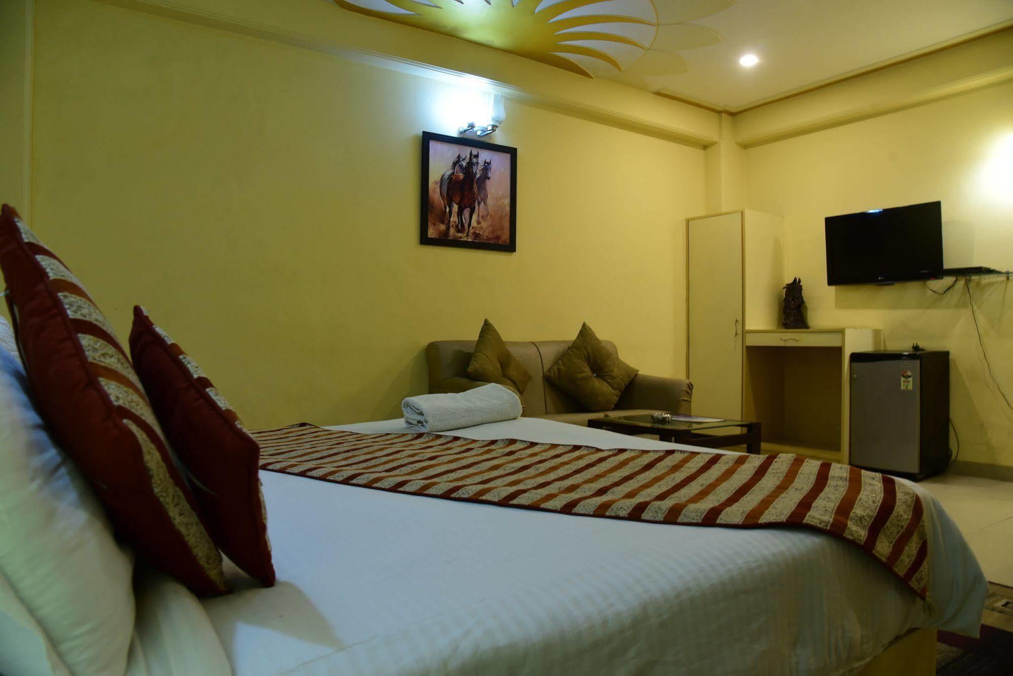 Hotel Opera New Delhi Exterior foto